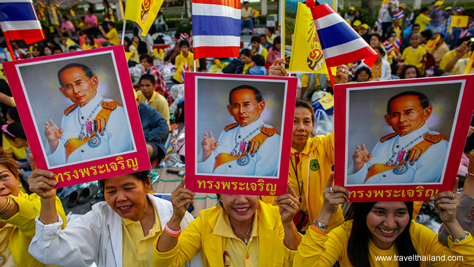 Thai-people-love-King